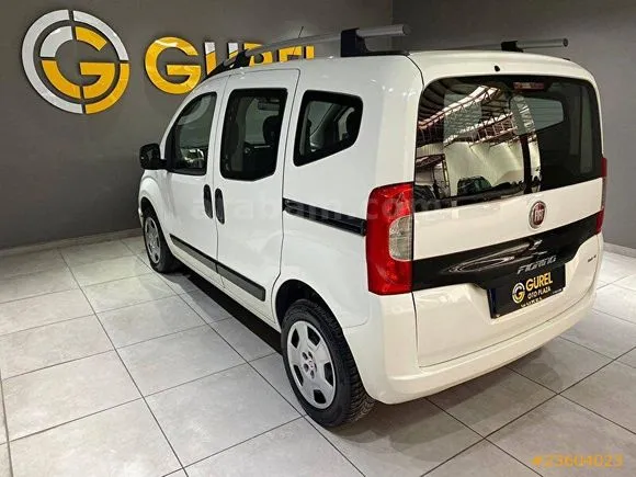 Fiat Fiorino Fiorino Combi 1.3 Multijet Urban Image 3